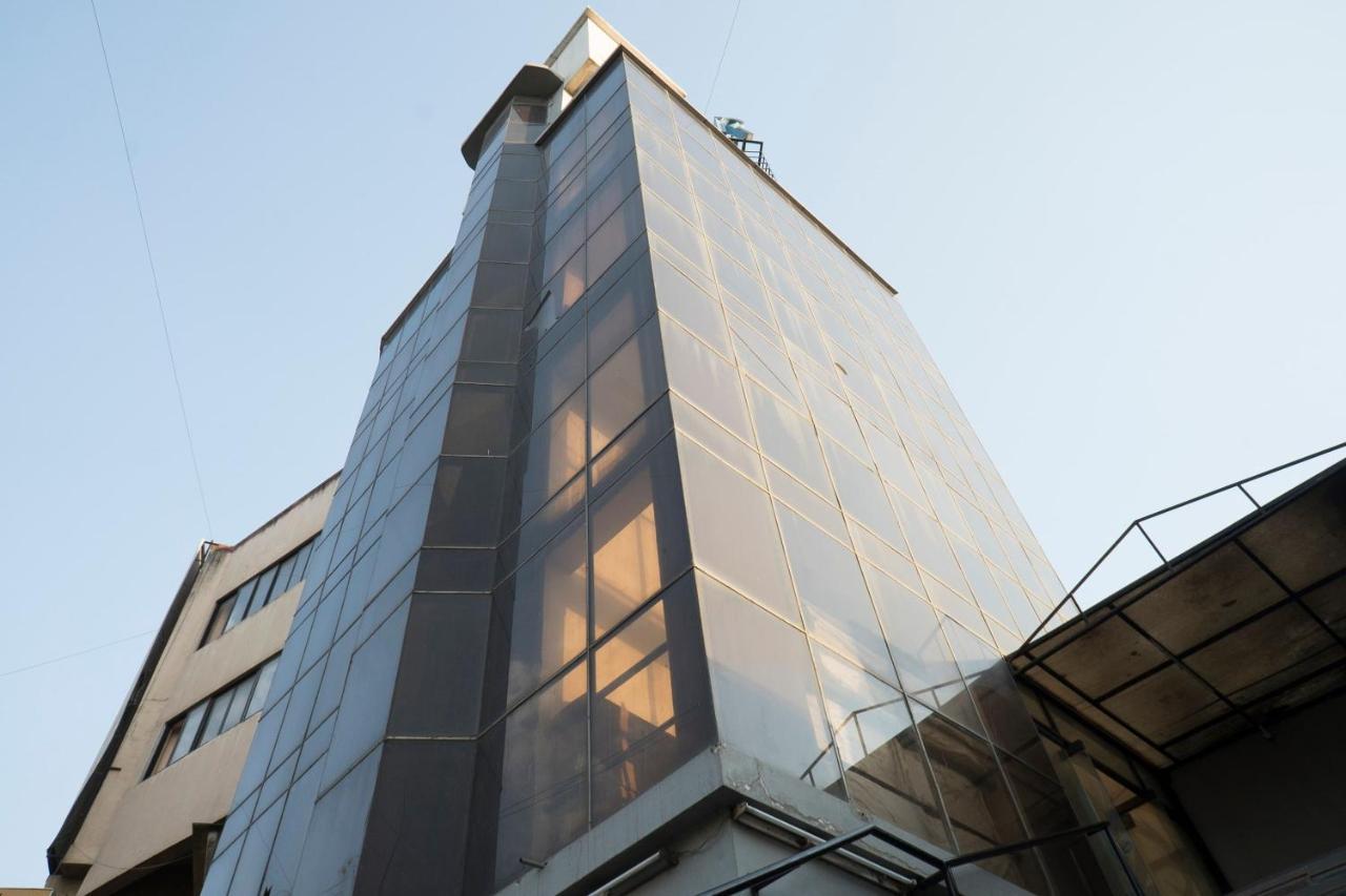 Oyo Flagship 37830 Hotel Aakar International Satara Eksteriør billede