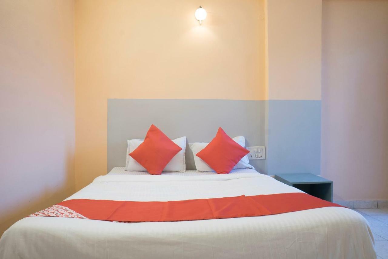 Oyo Flagship 37830 Hotel Aakar International Satara Eksteriør billede